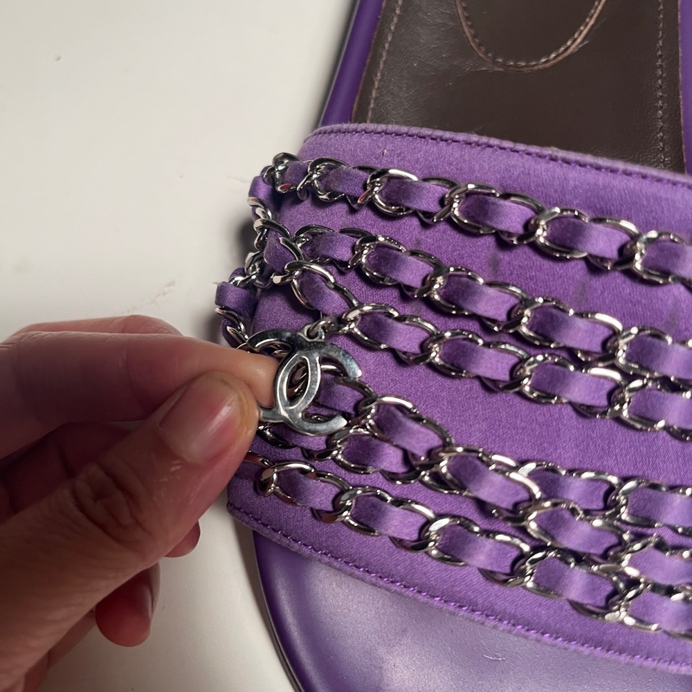 CHANEL Purple Chain Embellished Sandals - Picture 4 of 10